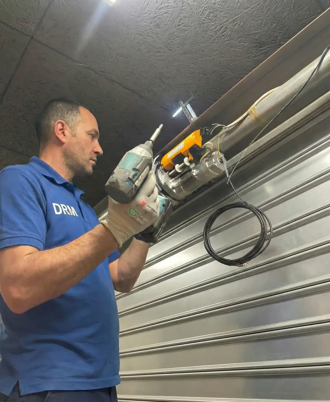 Motorisation de rideau métallique à Marseille 6